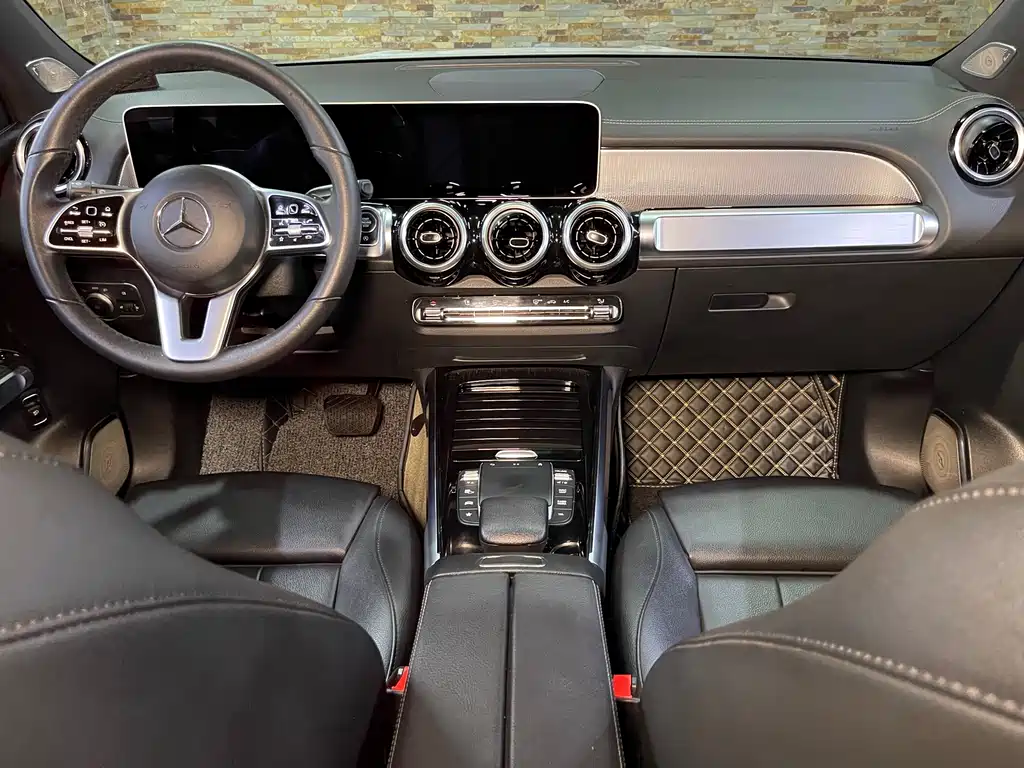 Mercedes-Benz GLB 2020 — фото 16