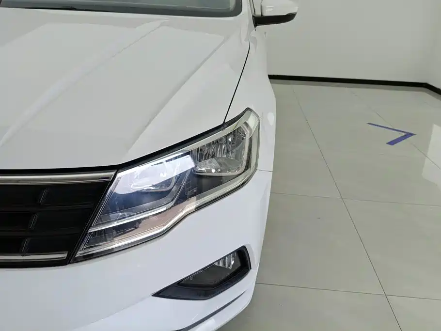 Volkswagen Jetta 2018
