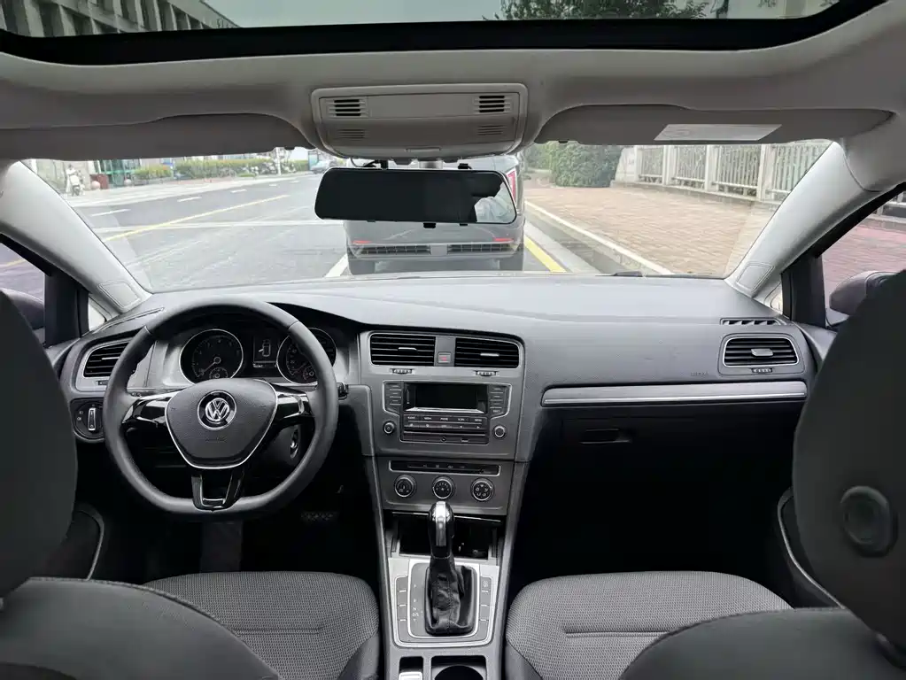 Volkswagen Golf 2015 — фото 13