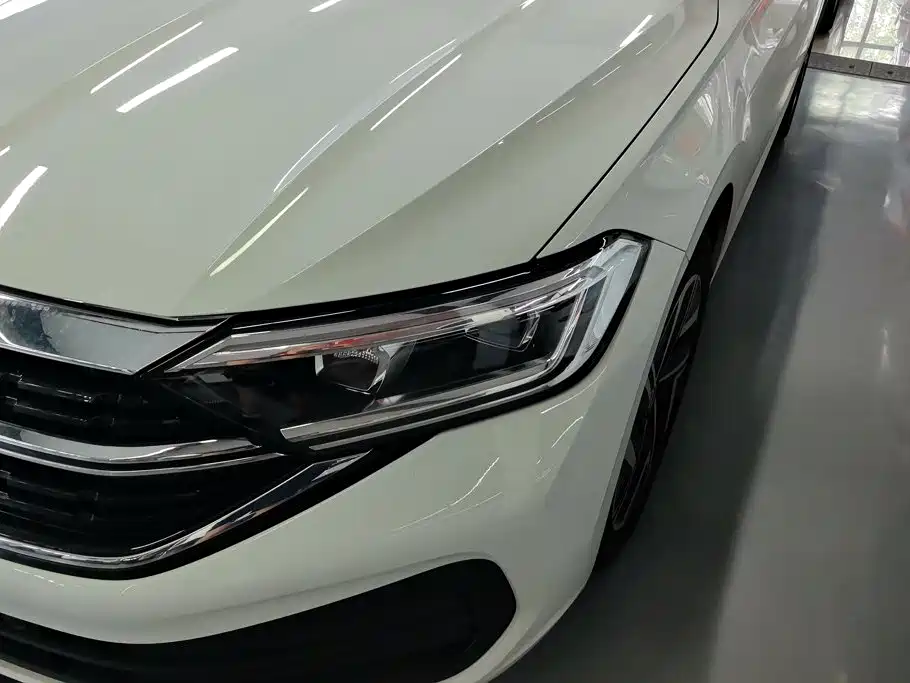 Volkswagen Sagitar 2026