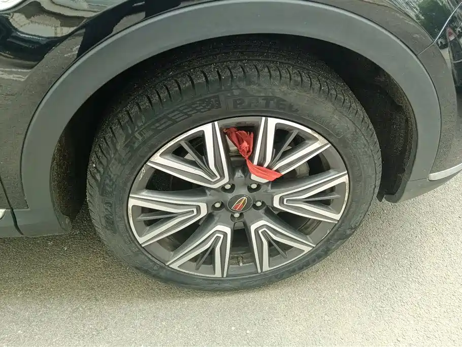 Hongqi HS5 2021