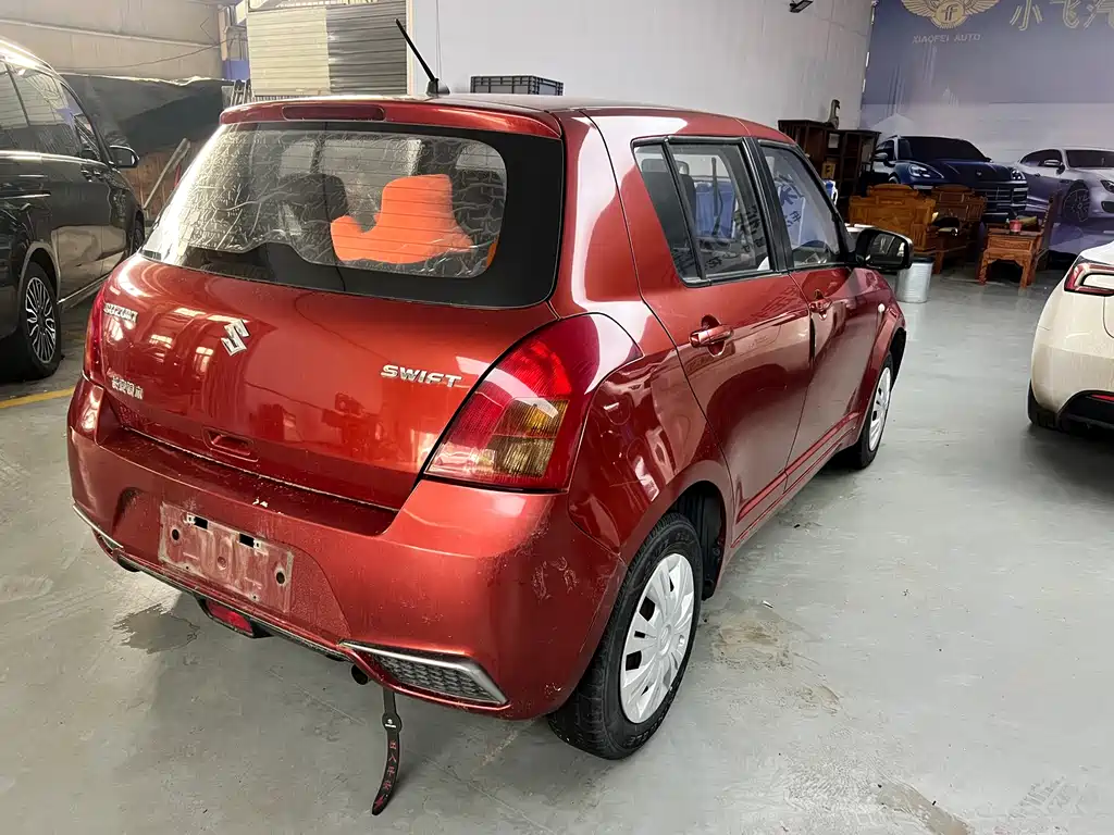 Suzuki Swift 2015 — фото 4