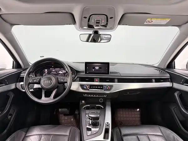 Audi A4L 2019
