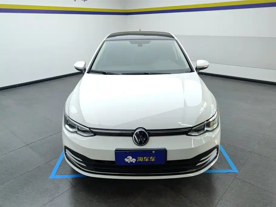 Volkswagen Golf 2023