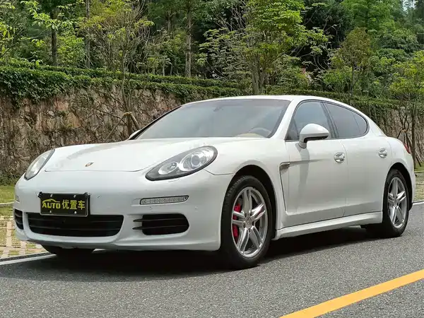Porsche Panamera 2014