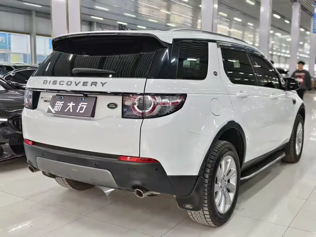 Land Rover Discovery Sport 2019 — фото 9