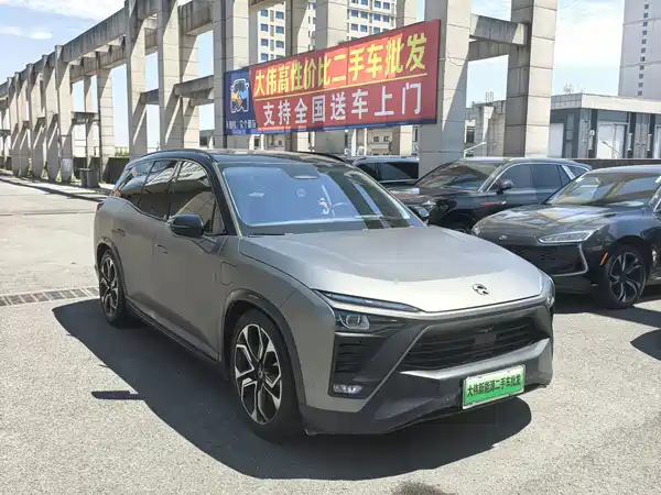 NIO ES8 2018