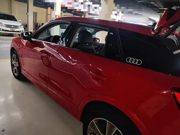 Audi Q2L 2021