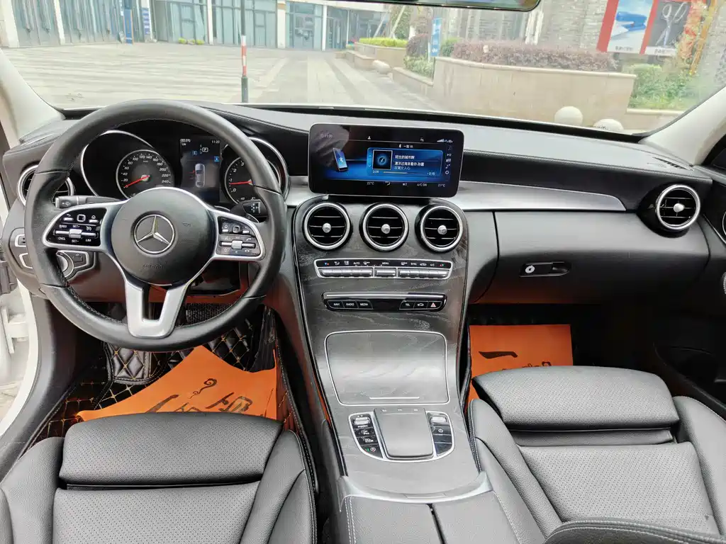 Mercedes-Benz C-Class 2019