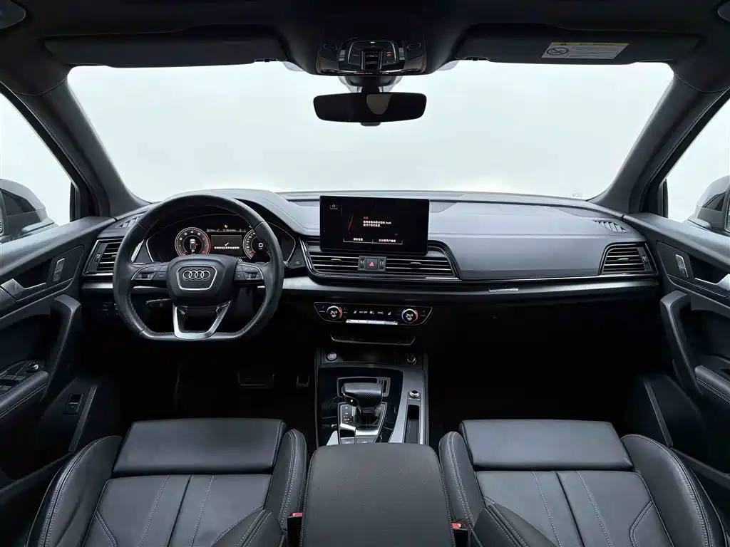 Audi Q5L 2024 — фото 12