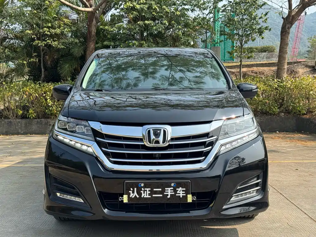 Honda Elysion 2019 — фото 2