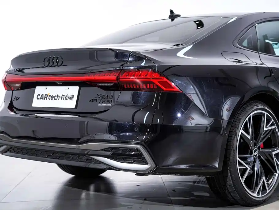 Audi A7L 2025 — фото 5