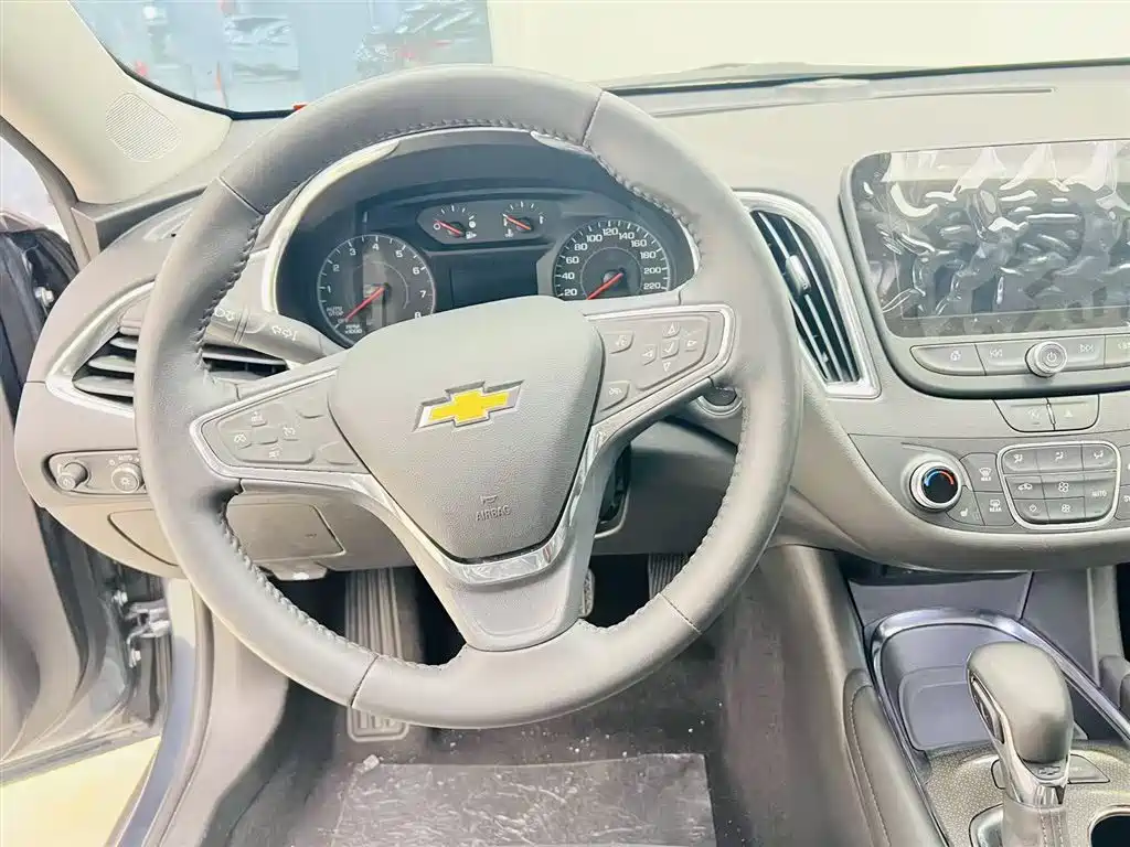 Chevrolet Malibu XL — фото 10