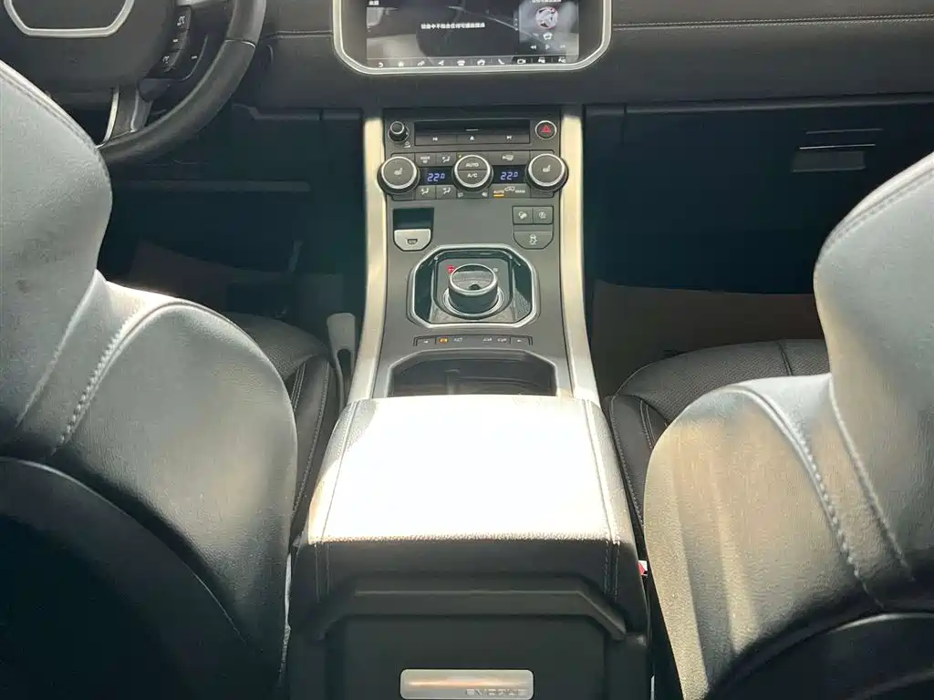 Land Rover Range Rover Evoque 2019 — фото 24