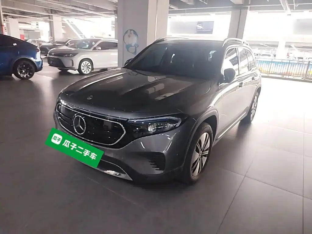 Mercedes-Benz EQB 2023