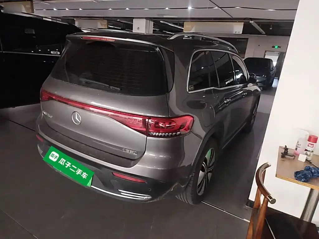 Mercedes-Benz EQB 2023