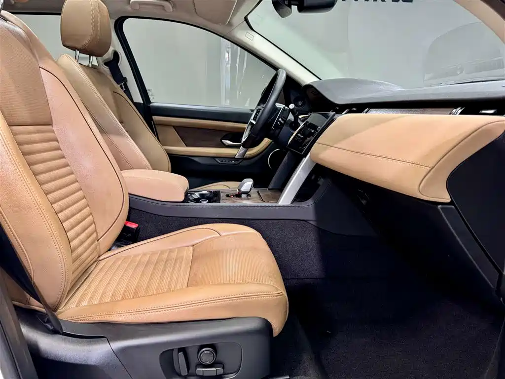Land Rover Discovery Sport 2025 — фото 19
