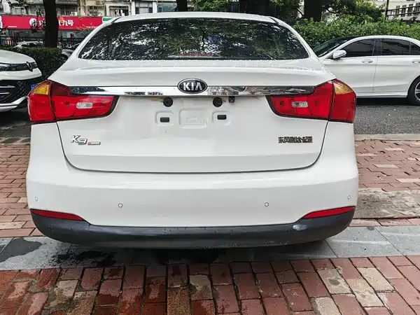 Kia K3 2014