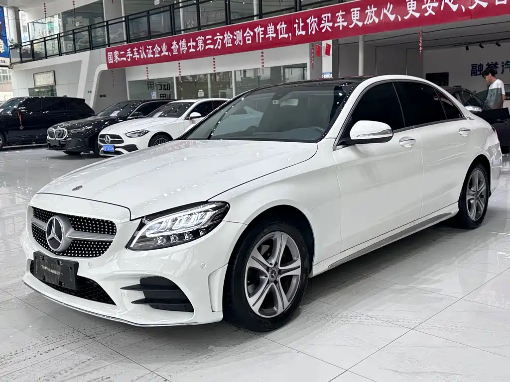 Mercedes-Benz C-Class 2019 — фото 1