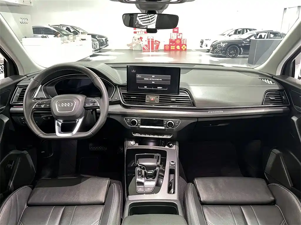 Audi Q5L 2022 — фото 6