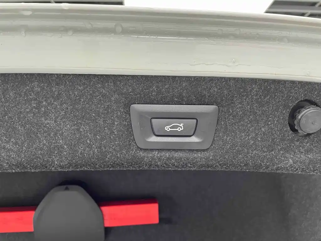 BMW 5 Series 2020 — фото 16