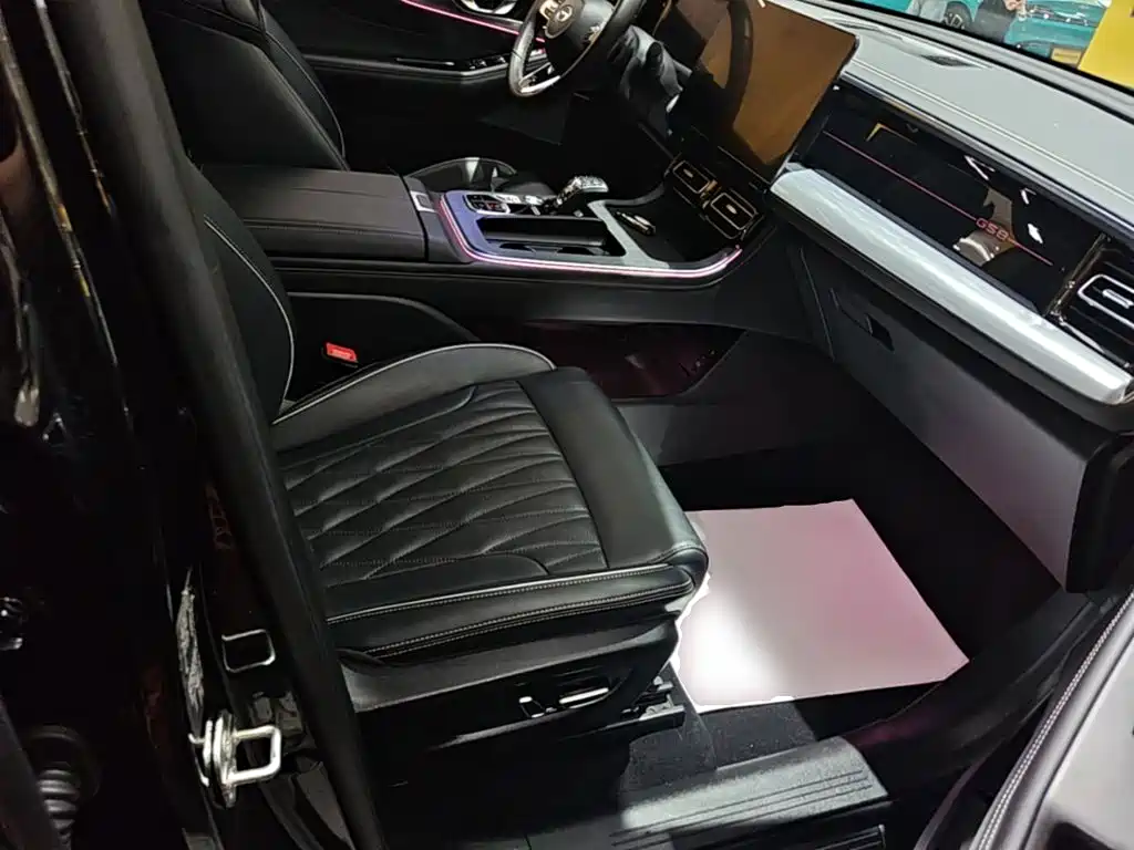 GAC Trumpchi GS8 2023 — фото 25