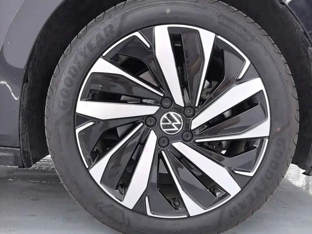 Volkswagen Passat 2022 — фото 13
