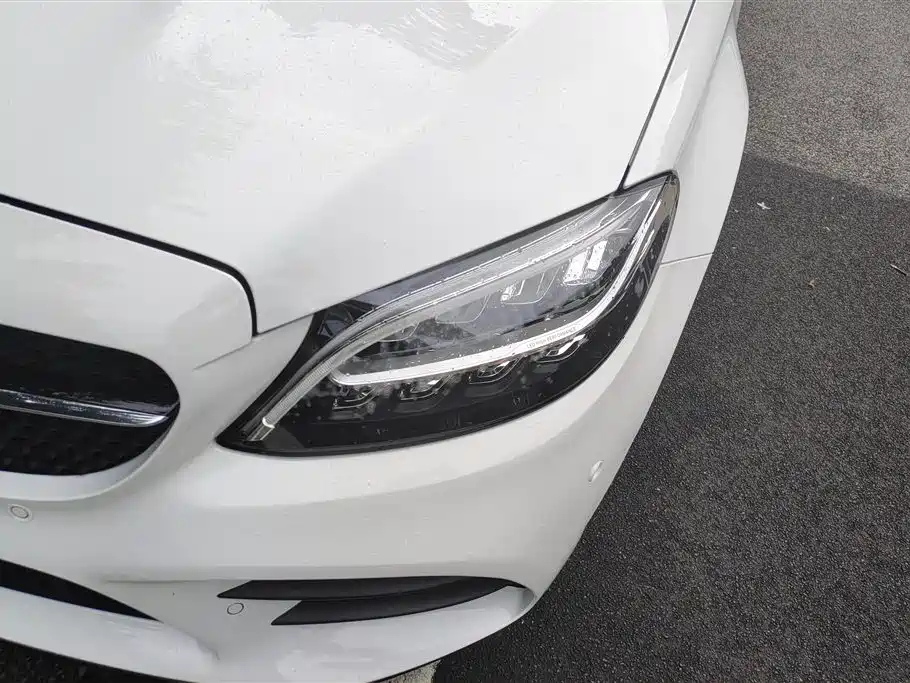 Mercedes-Benz C-Class 2021