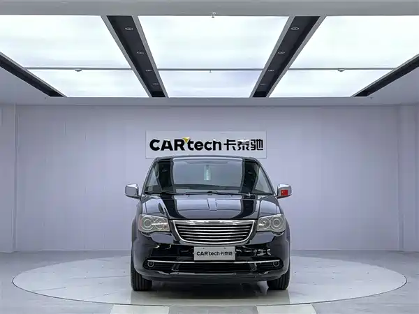 Chrysler Grand Voyager 2014