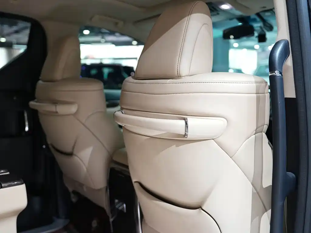 Toyota Alphard 2019 — фото 22
