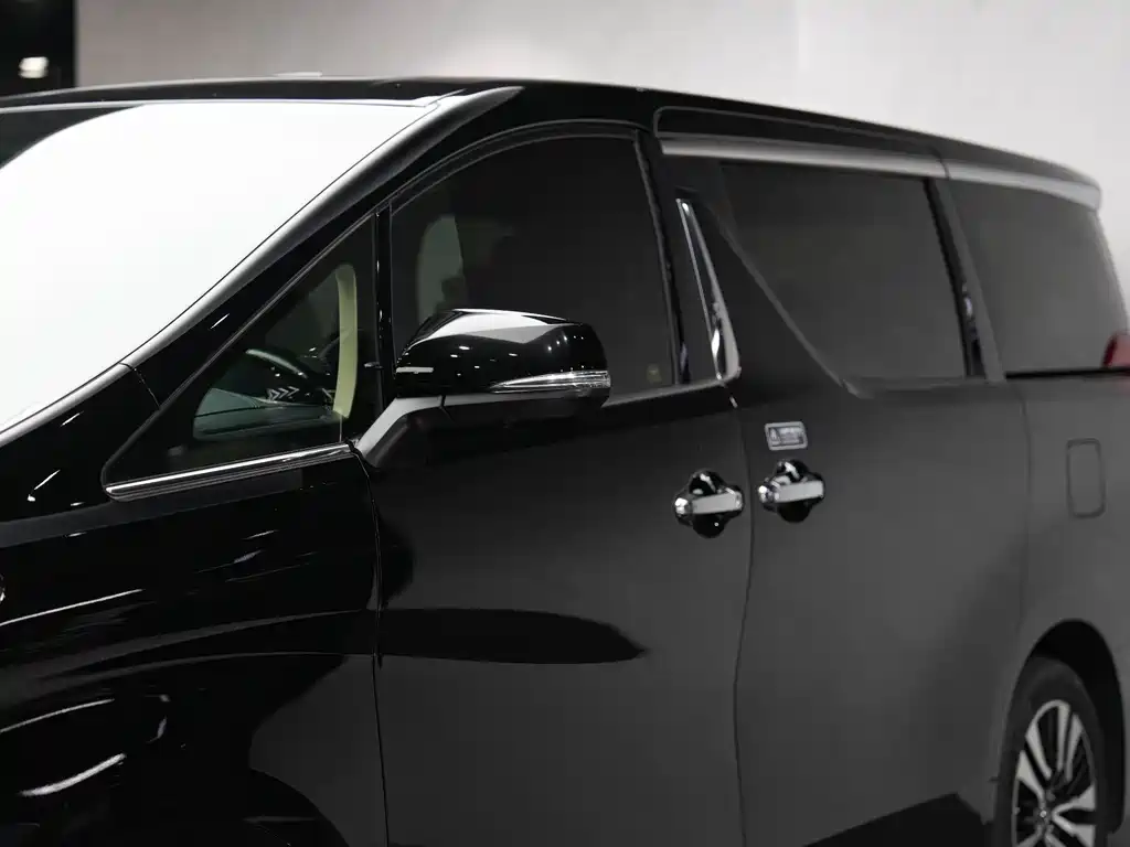 Toyota Alphard 2019 — фото 4