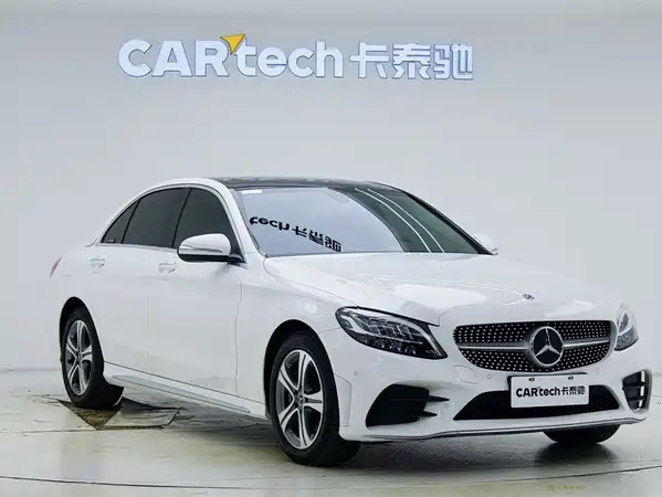 Mercedes-Benz C-Class 2019