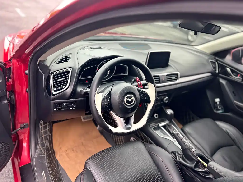 Mazda 3 Axela 2016 — фото 4