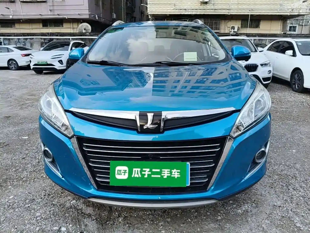 Luxgen U6 2015