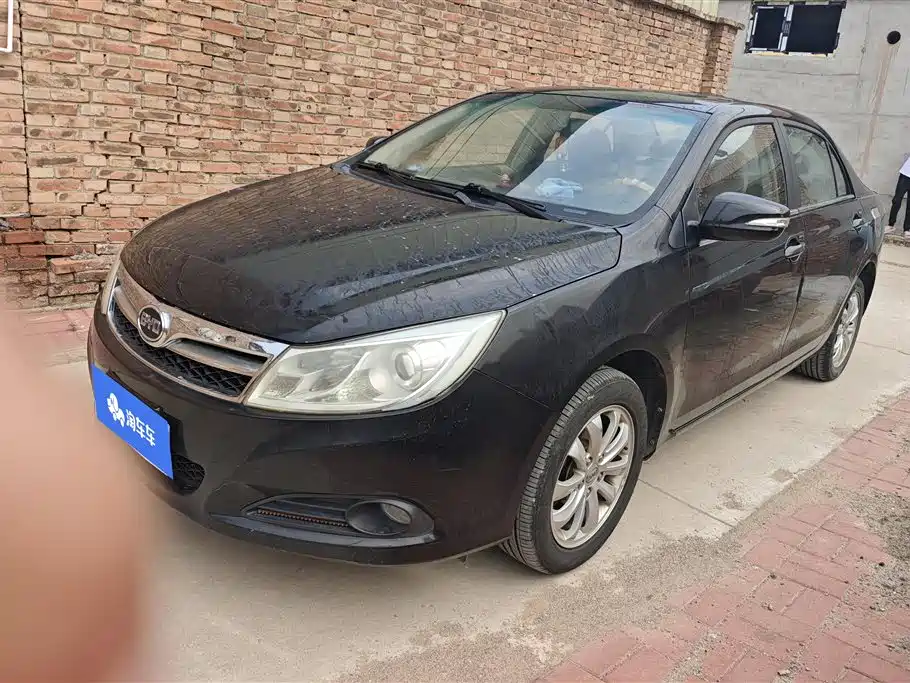 BYD Surui 2012