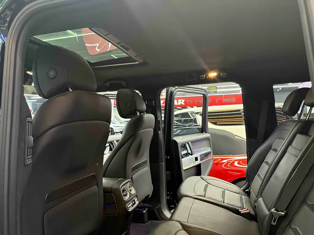 Mercedes-Benz G-Class AMG 2023 — фото 11