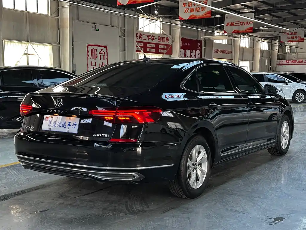 Volkswagen Passat 2021