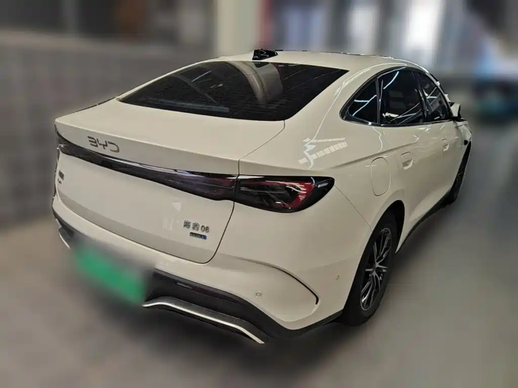 BYD Seal 06 2025 — фото 12