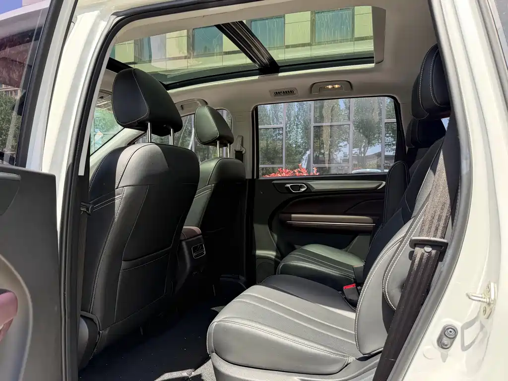 GAC Trumpchi M6 2022 — фото 22