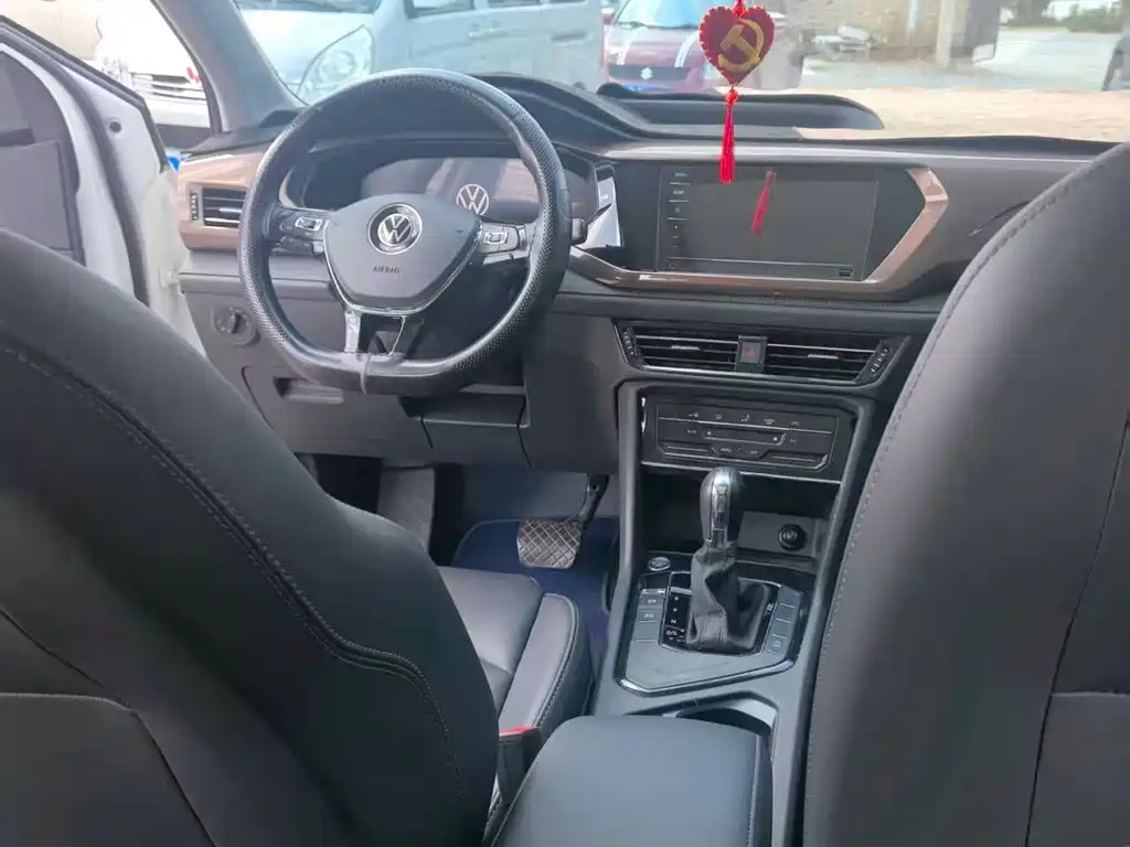 Volkswagen Tharu 2022