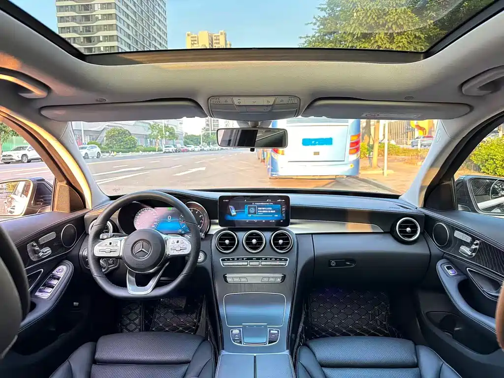 Mercedes-Benz C-Class 2020 — фото 14
