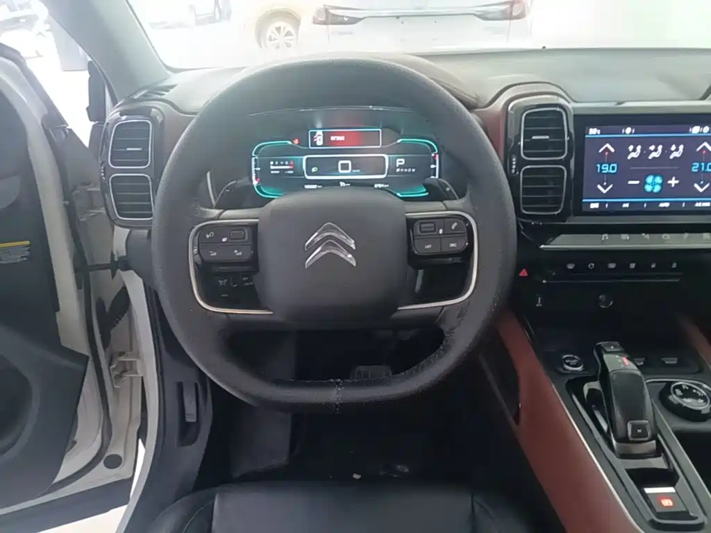 Citroën C5 Aircross 2018 — фото 11