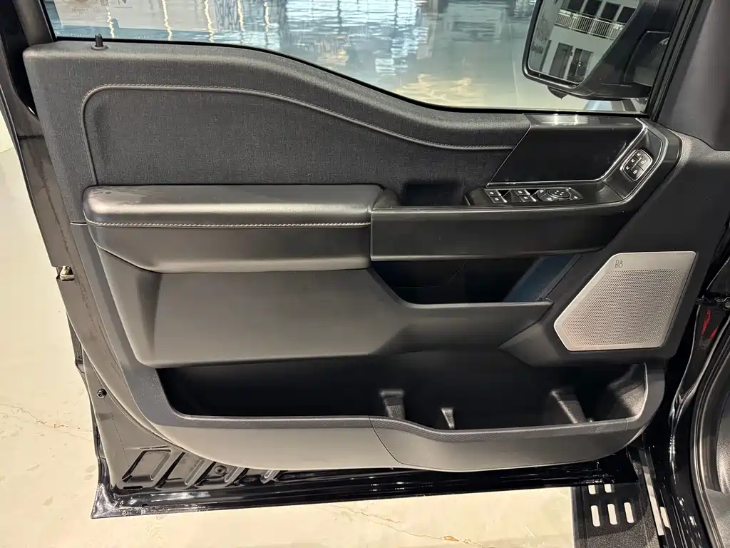 Ford F-150 Raptor 2024 — фото 13