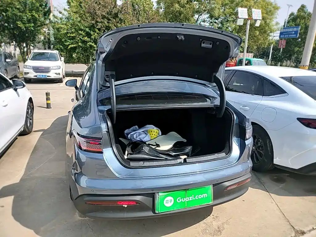 BYD Seal 05 DM-i 2025 — фото 15