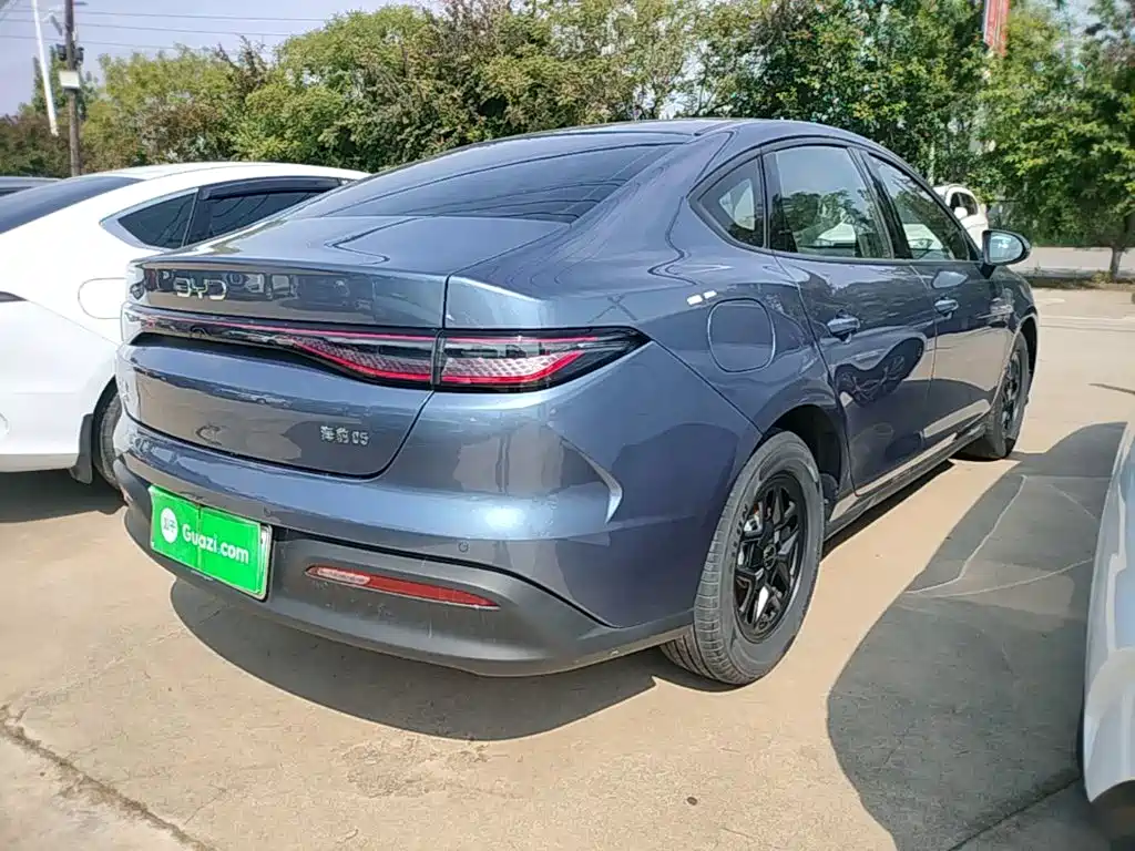 BYD Seal 05 DM-i 2025 — фото 5