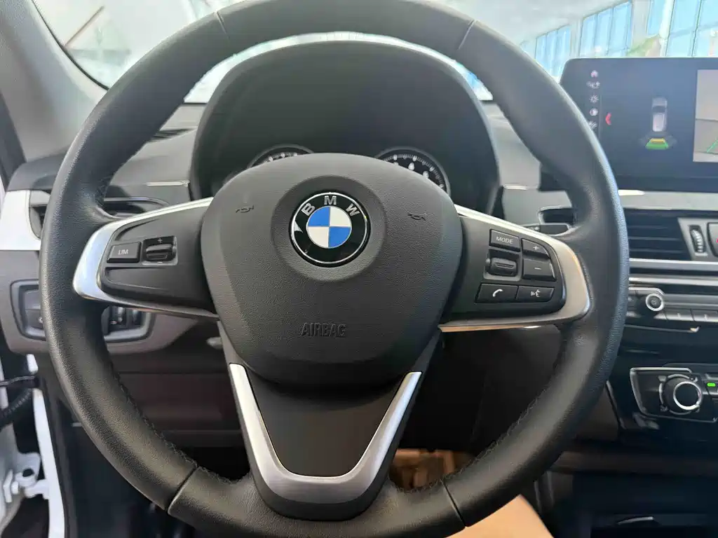 BMW X1 2022 — фото 14
