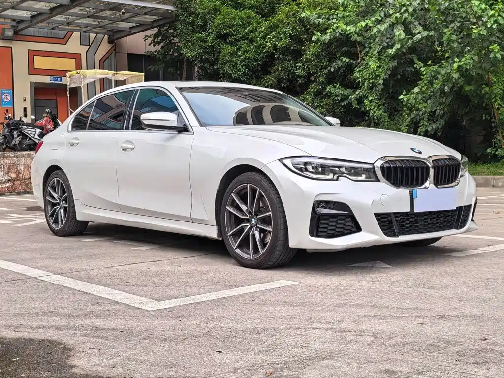 BMW 3 Series 2020