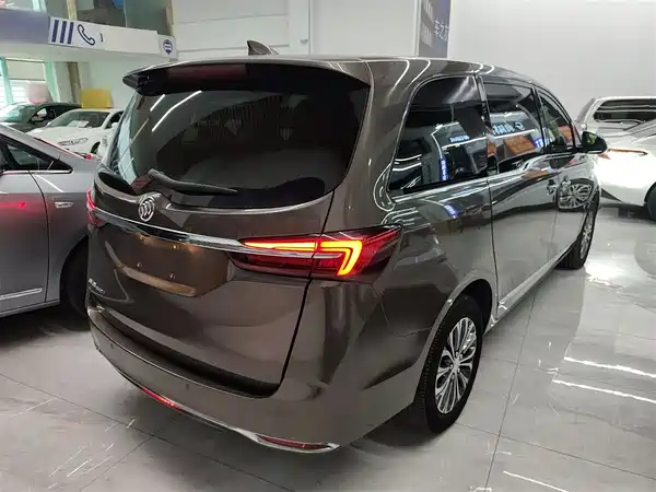 Buick GL8 2022
