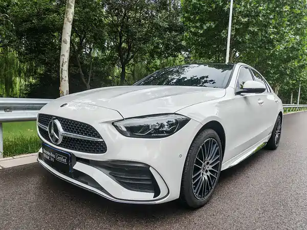 Mercedes-Benz C-Class 2025