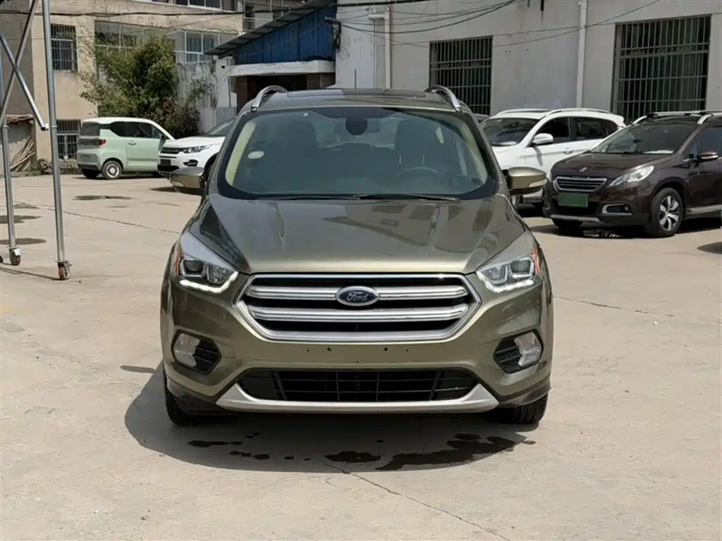 Ford Kuga 2018 — фото 21